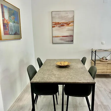 Modern Island Stay Near Beach In Hvar 赫瓦尔