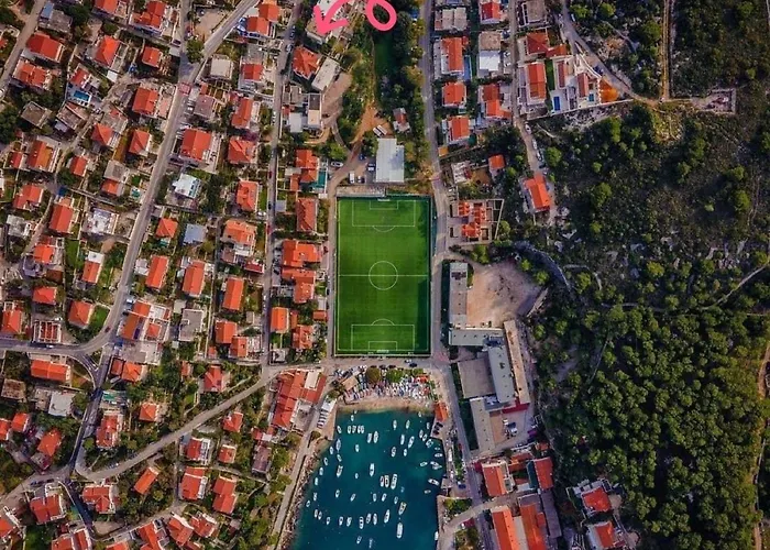 Apartment Cozy Modern Amphora-beach Near Hvar Town