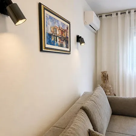 Modern Island Near In Hvar Апартаменты Хвар