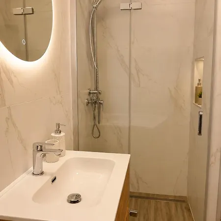 Modern Island Near In Hvar Апартаменты Хвар