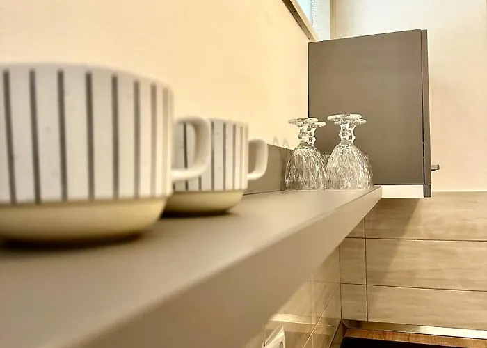 Cozy Modern Amphora-beach Near Апартаменты