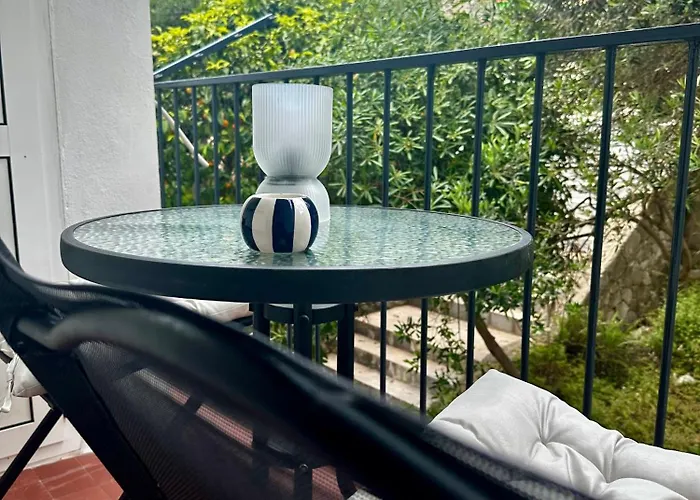 Cozy Modern Amphora-beach Near Апартаменты *