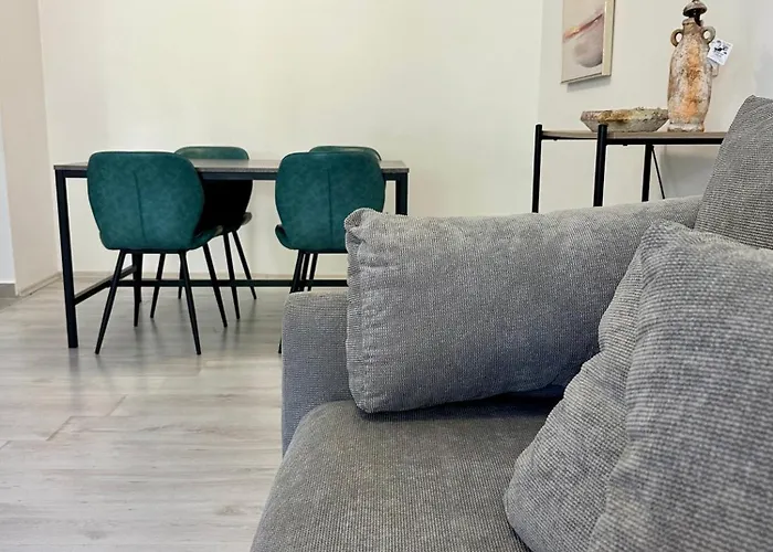 Cozy Modern Amphora-beach Near Апартаменты *