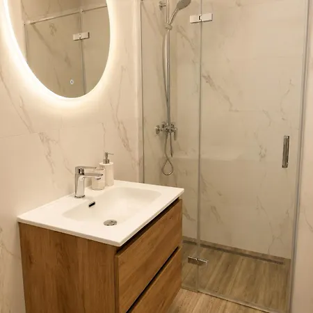 Modern Island Stay Near Beach In Hvar Apartman Hvar Town